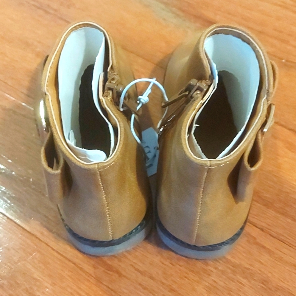 Boots with Bows Size 7 Toddler - Picture 5 of 5